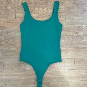 Express Body Contour Scoop Neck Bodysuit